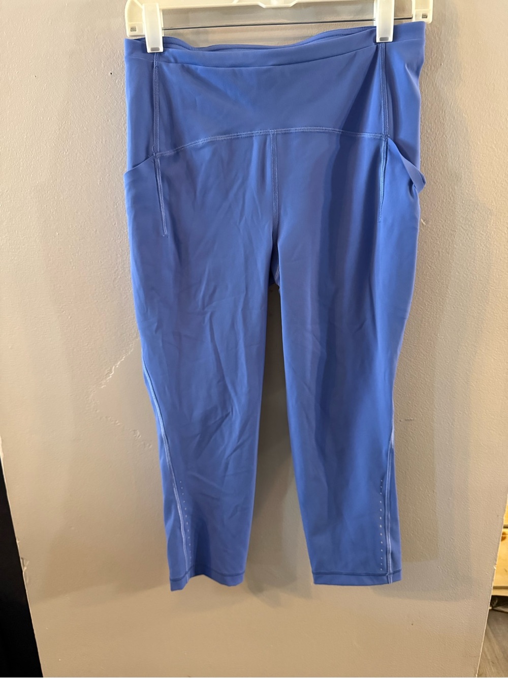 Lululemon Women's Blue Athletic Gym Workout Leggings Size 8 Ags